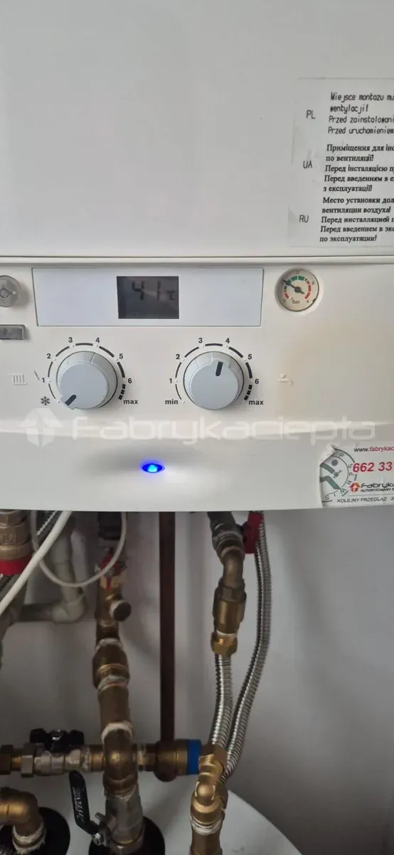 Panel kotła z prawidłowymi parametrami po przeglądzie - Stare Babice